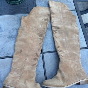 Cynthia Vincent Beige Suede Patterned Boots